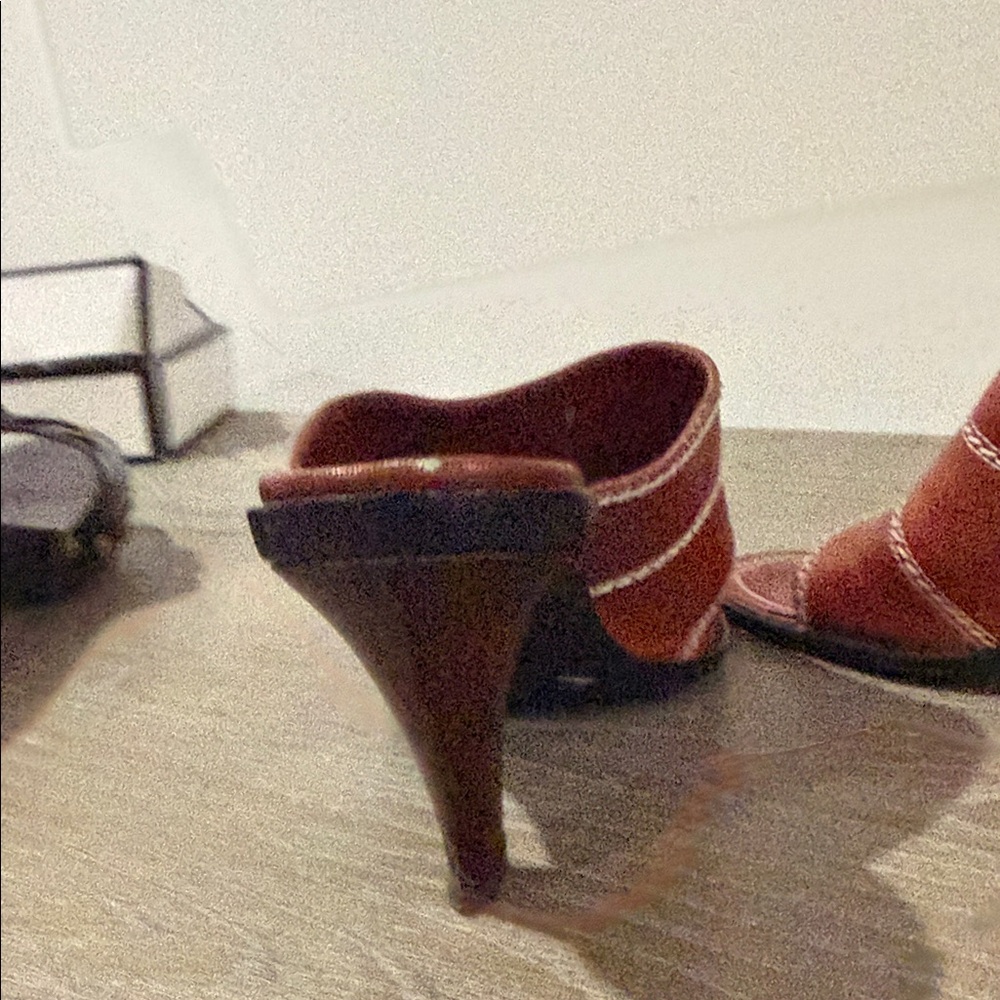 TOD’S Brown Leather Slide Sandals - Picture 3 of 5